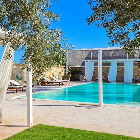 Erika Piscina Privata * Ispica