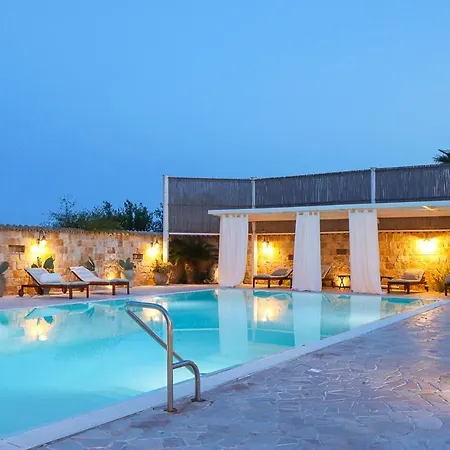 Erika Piscina Privata * Ispica
